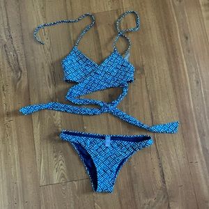 Aerie Blue Bikini (Top Small, Bottoms Medium)